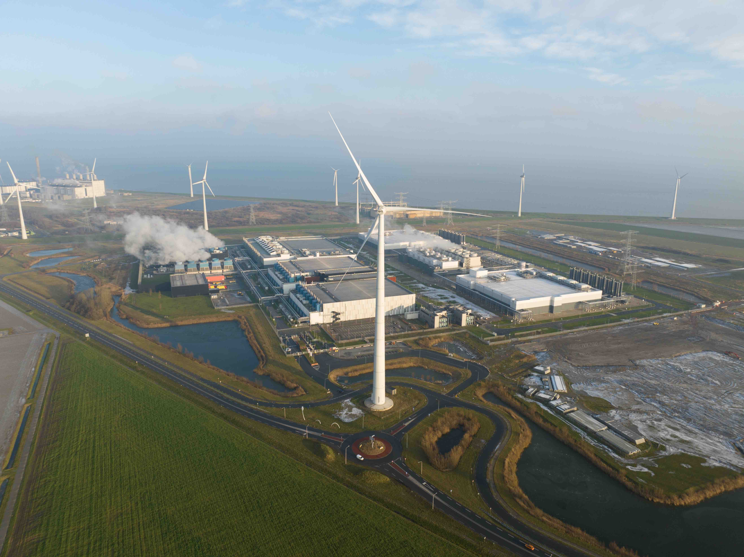 Data centers powered by wind energy