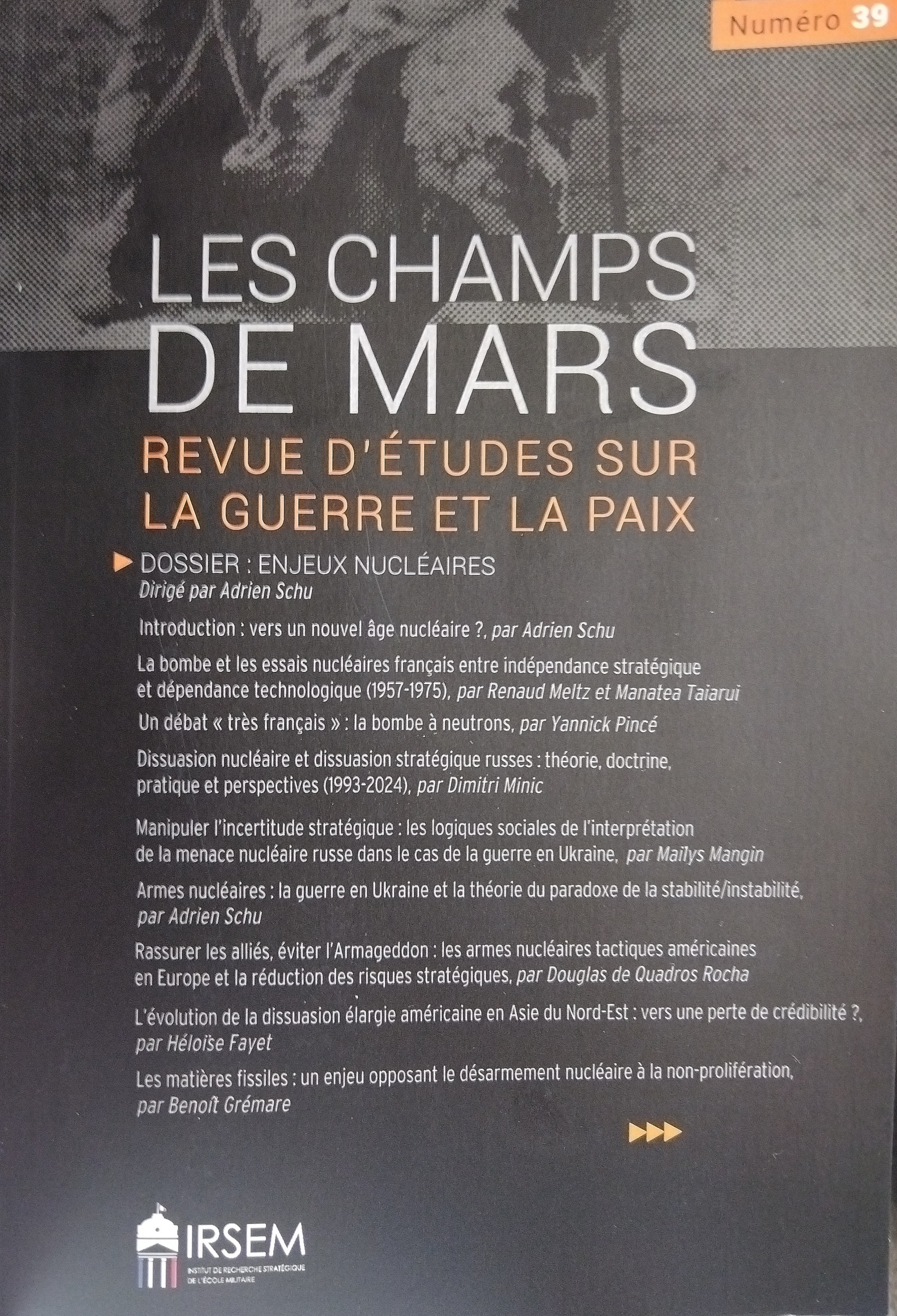 Couverture Les Champs de Mars 39 (janvier 2025) 