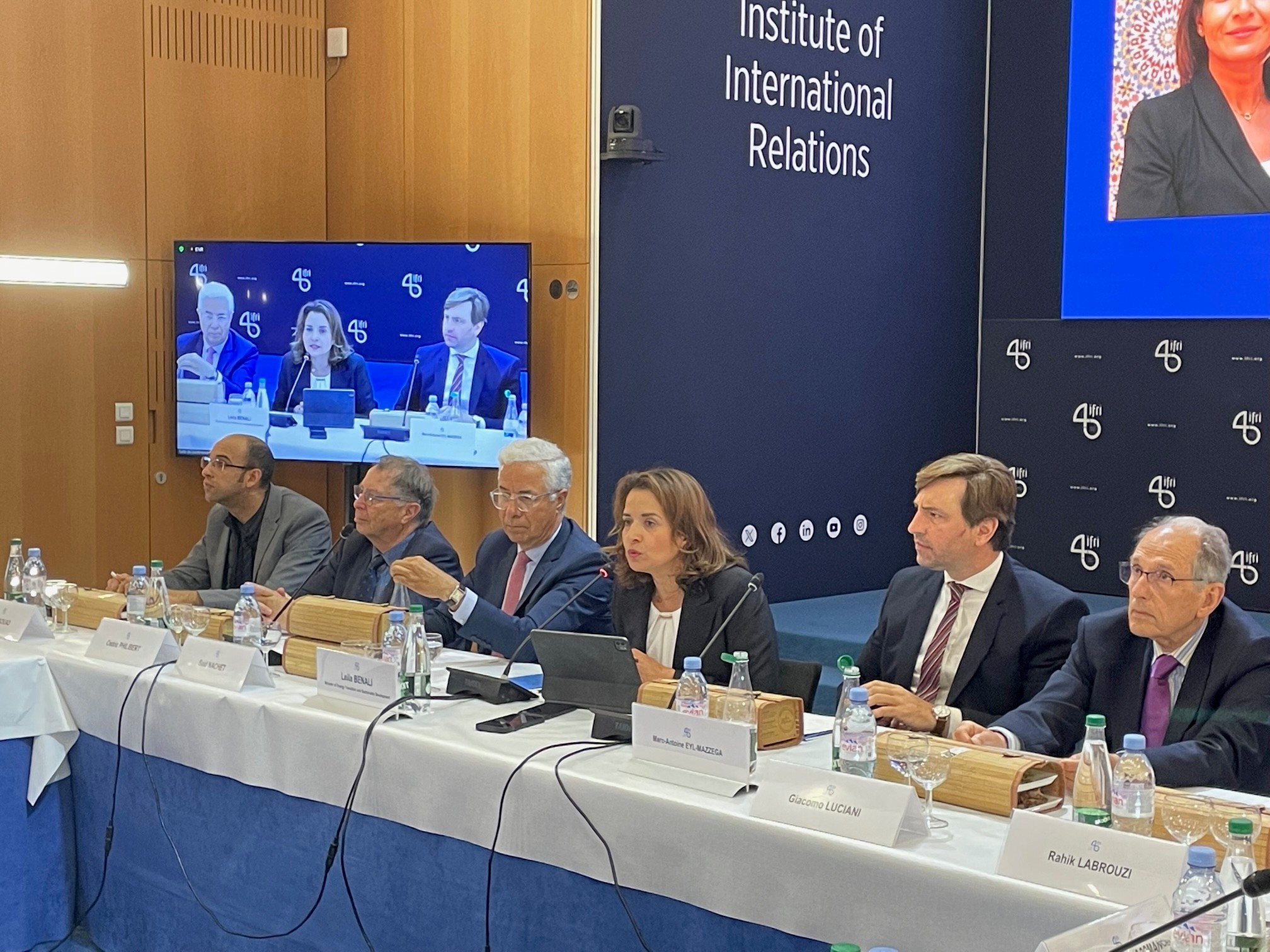 Conférence-débat avec Leila Benali, Ministre marocaine de la transition énergétique et du développement soutenable, 16 mai 2024_2.jpg