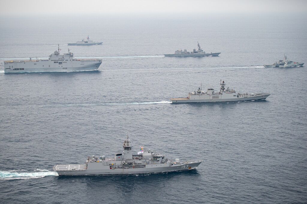 Mission « Jeanne d’Arc » 2021 – Exercice Lapérouse dans le golfe du Bengale avec les marines américaines, indiennes, australiennes et japonaises.