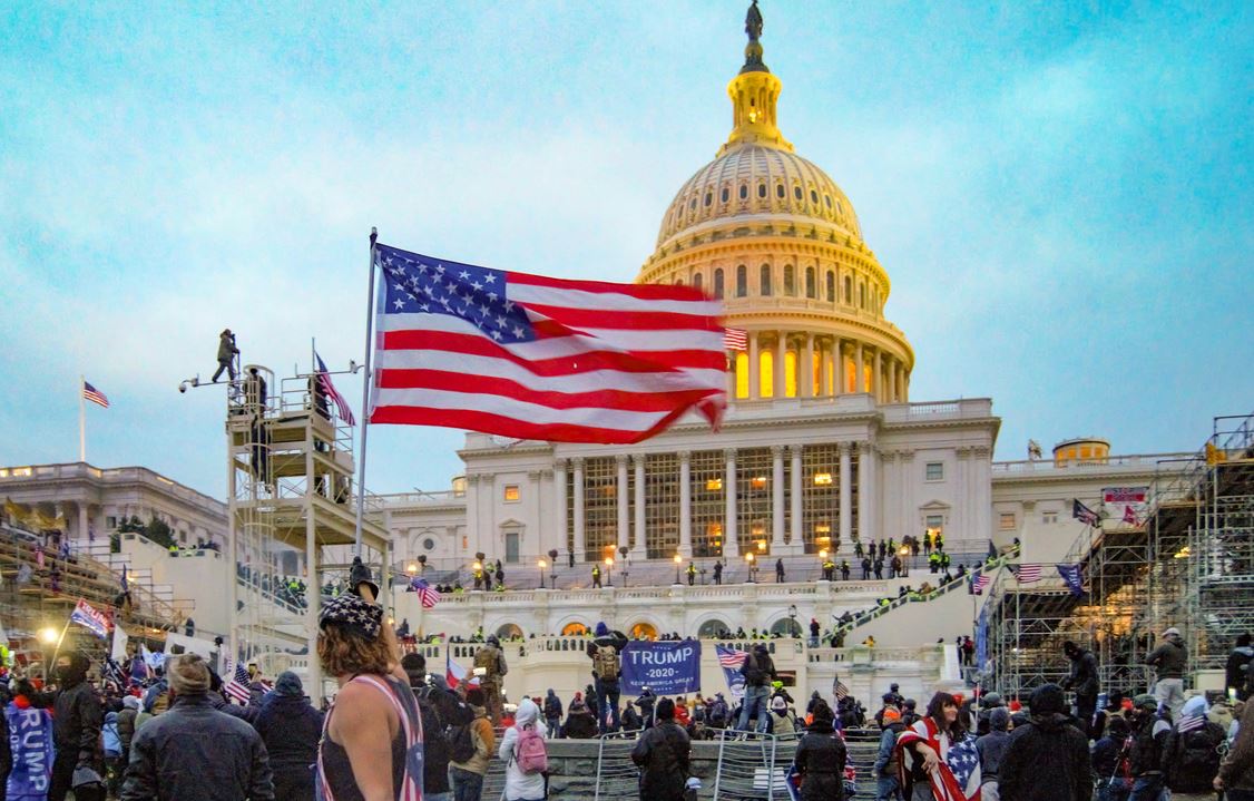 Assaut du Capitole des États-Unis par des partisans de Donald Trump 