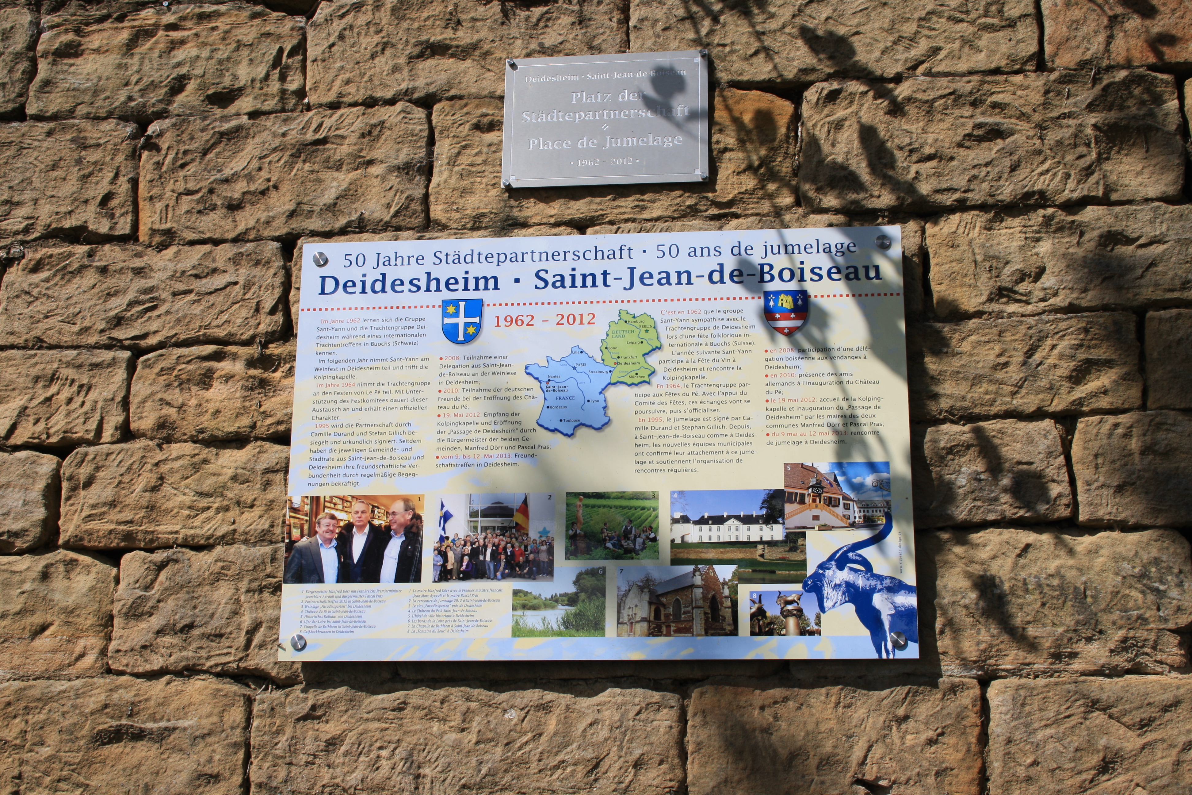 Germany, Deidesheim, Platz der Städtepartnerschaft Deidesheim - Saint-Jean-de-Boiseau, 25 August 2015