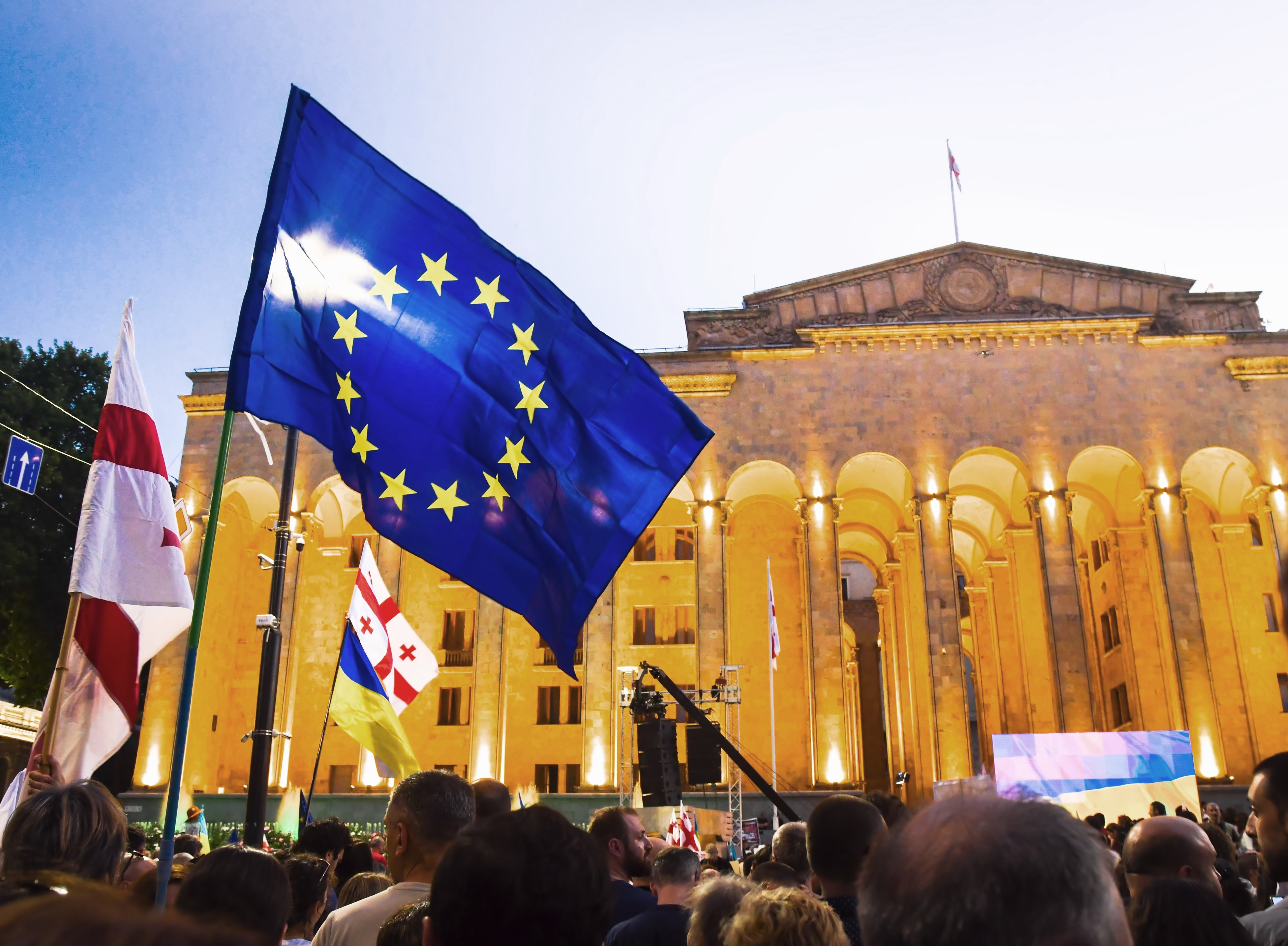 Rassemblement pro-européen devant le Parlement géorgien, Tbilissi, Géorgie, 20 juin 2022