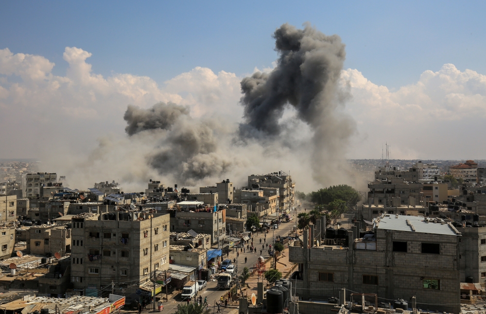 Frappes aériennes israéliennes sur la ville de Rafah, bande de Gaza, 10 octobre 2023