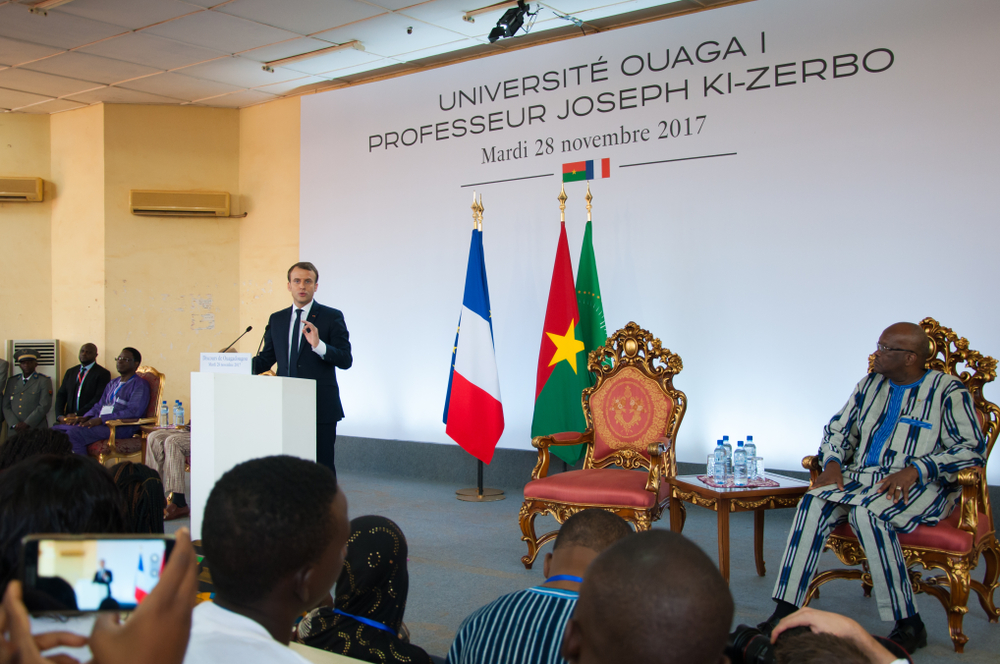 Emmanuel Macron lors de son discours à l'université Ouaga I, novembre 2017