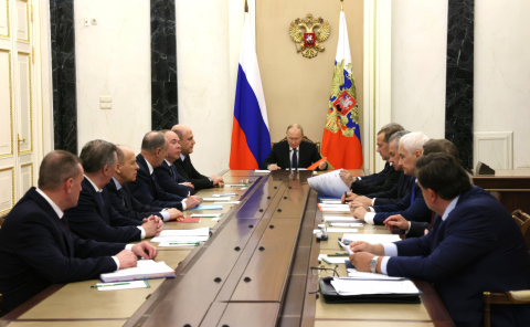 Le président russe Vladimir Poutine tient une réunion du Conseil de sécurité, Moscou - 10 Oct 2024