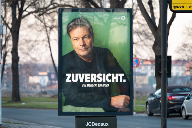 Dresden, Germany - January 18, 2025: Robert Habeck's Election Campaign poster for the Bundestag © Felix Geringswald/Shutterstock.com