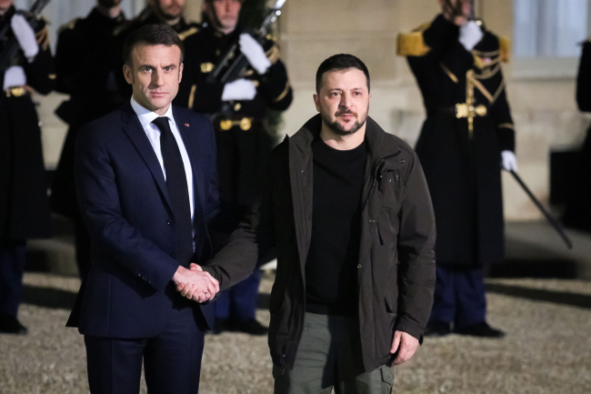 Emmanuel Macron et Volodymyr Zelensky