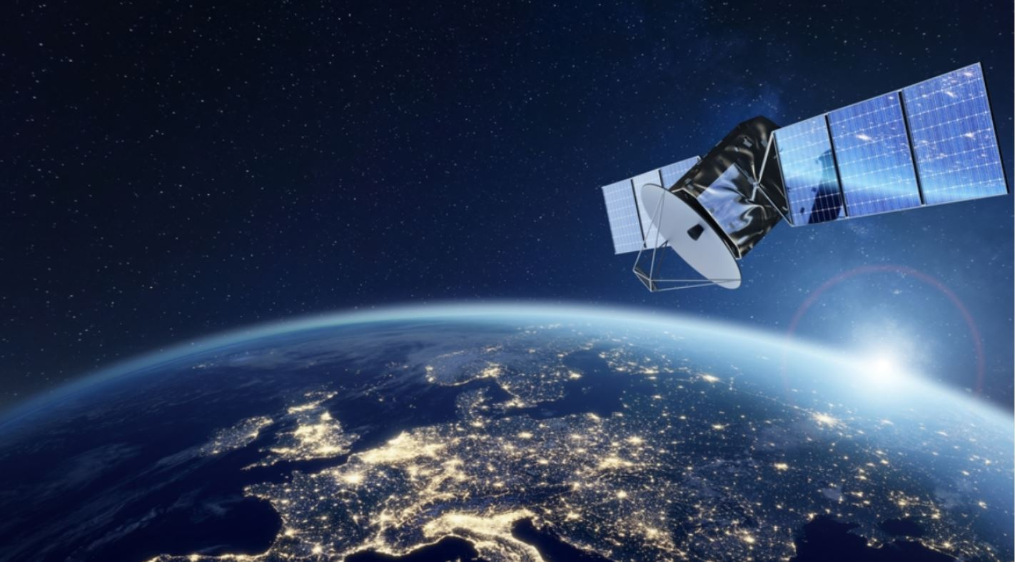 Satellite de télécommunications au-dessus de l'Europe